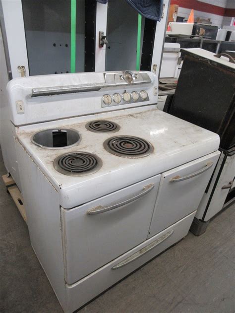 kelvinator electric oven